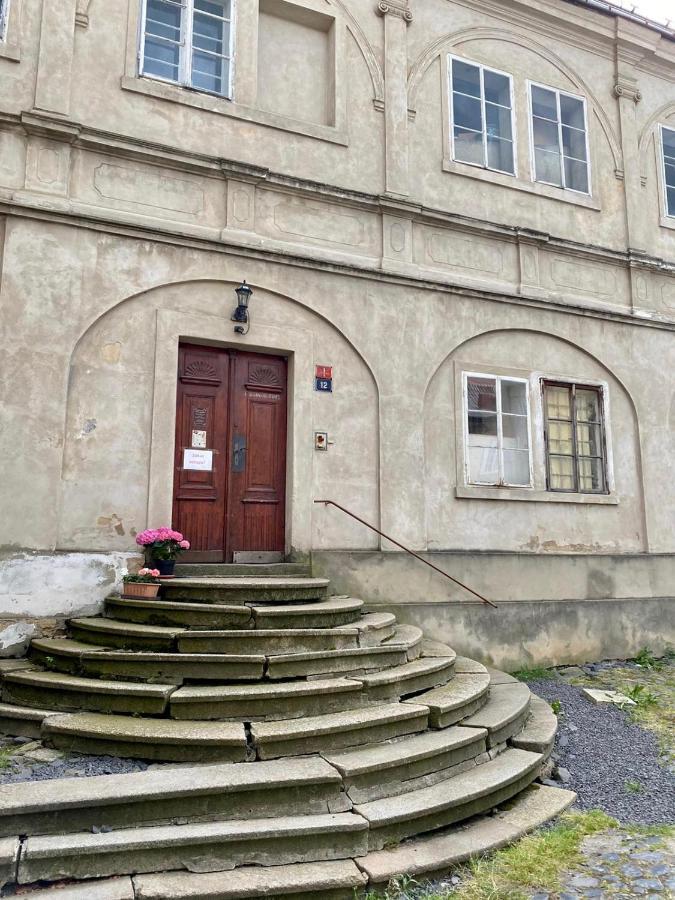 Apartmán Gold na zámku Ceska Kamenice Exterior foto